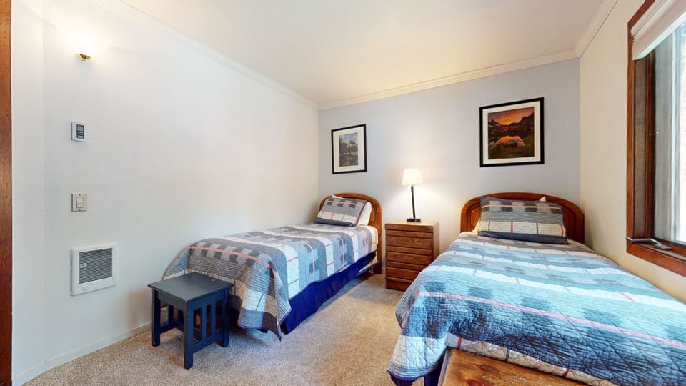 Bed, Bedroom, Furniture, Indoors, Lamp