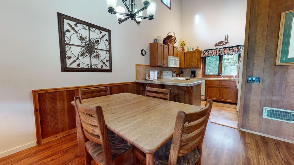 Hardwood, Flooring, Furniture, Chair, Floor