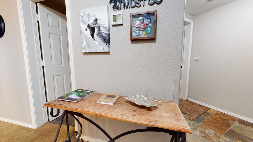Furniture, Table, Desk, Flooring, Hardwood