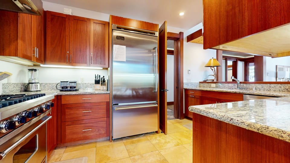 Indoors, Kitchen, Appliance, Refrigerator, Floor