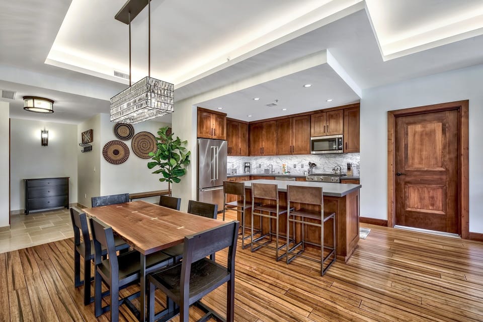 Hardwood, Flooring, Indoors, Floor, Chair