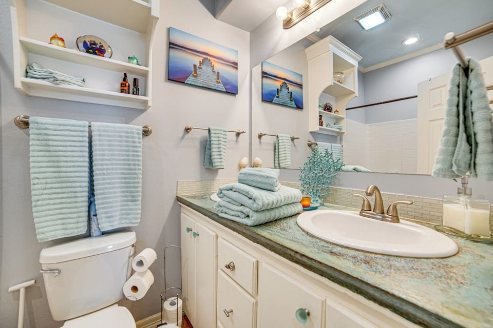 Bathroom | Complimentary Toiletries