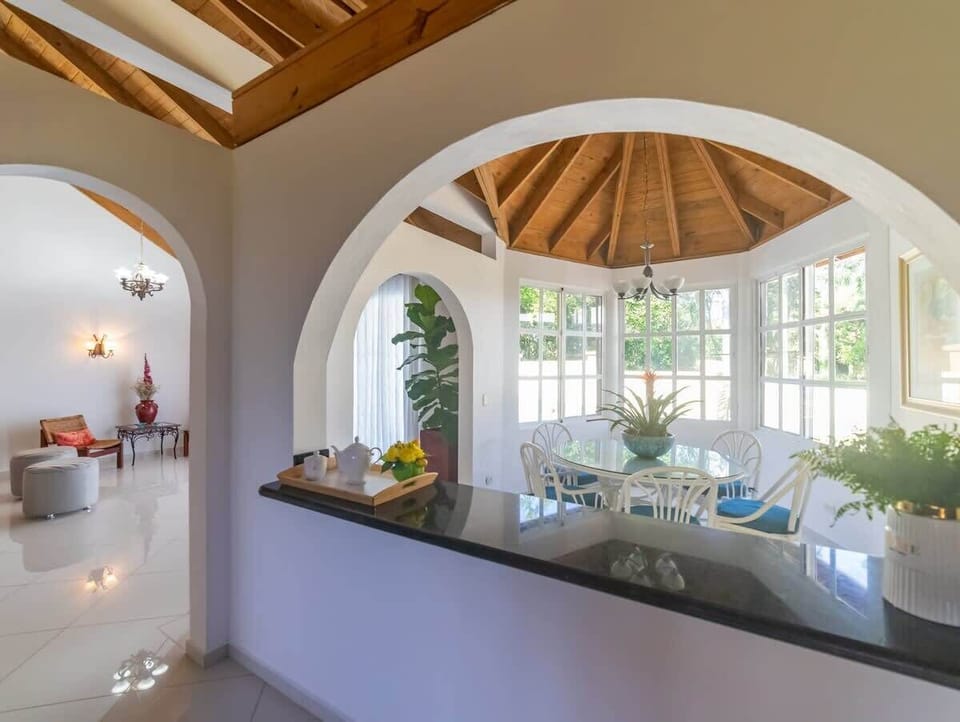 Dinning table