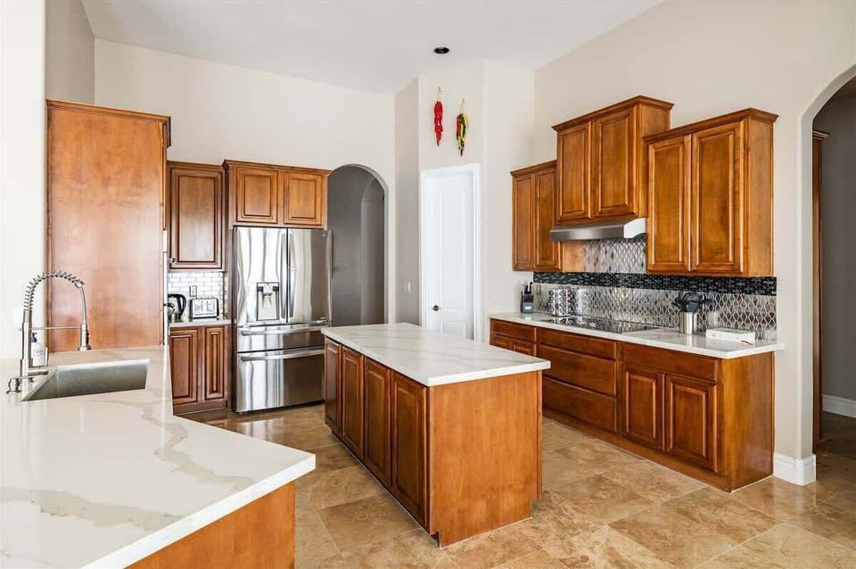 Fully equipped kitchen