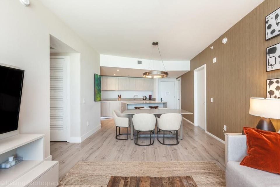 Condo, 2 Bedrooms | Private kitchen