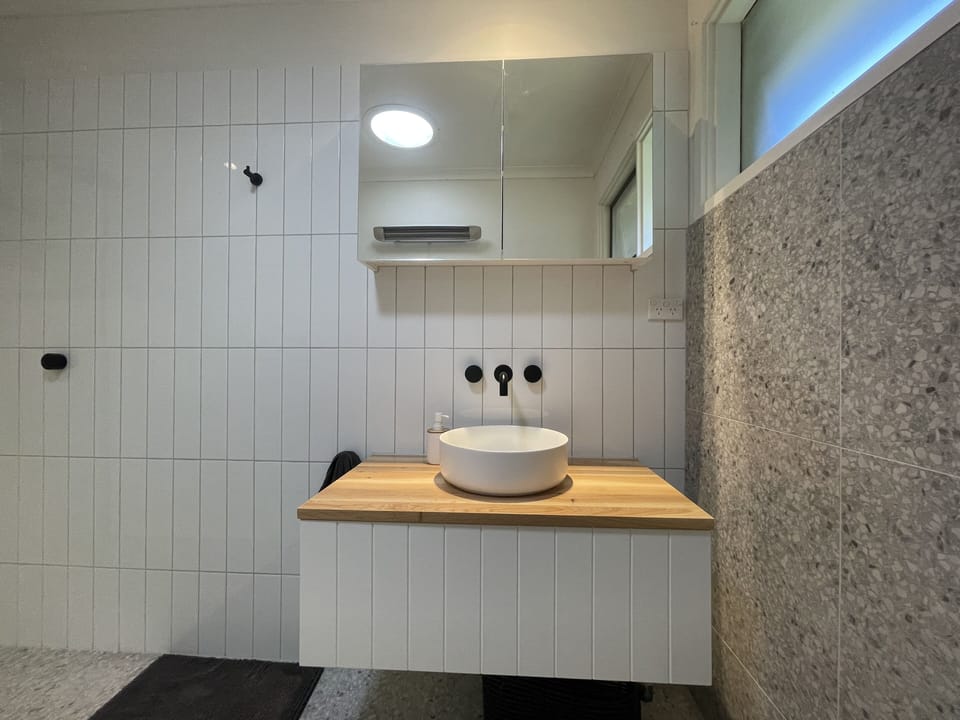 Main bathroom
