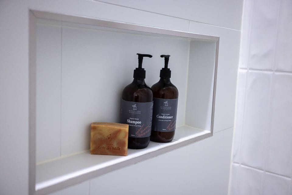 Bathroom amenities