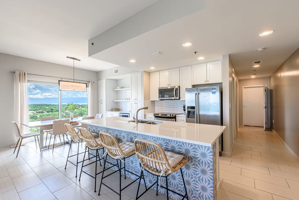 Kitchen, Breakfast Bar, Dining Room with View 