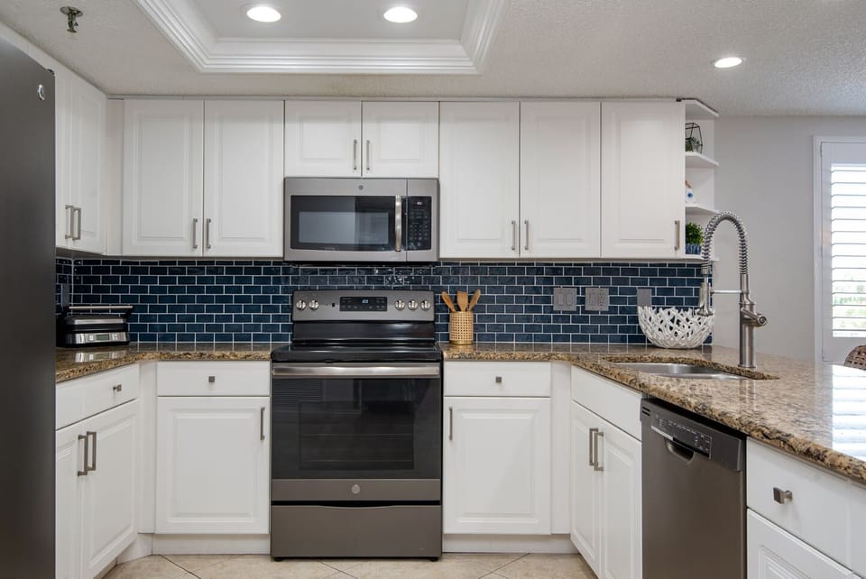 Fully appointed kitchen
