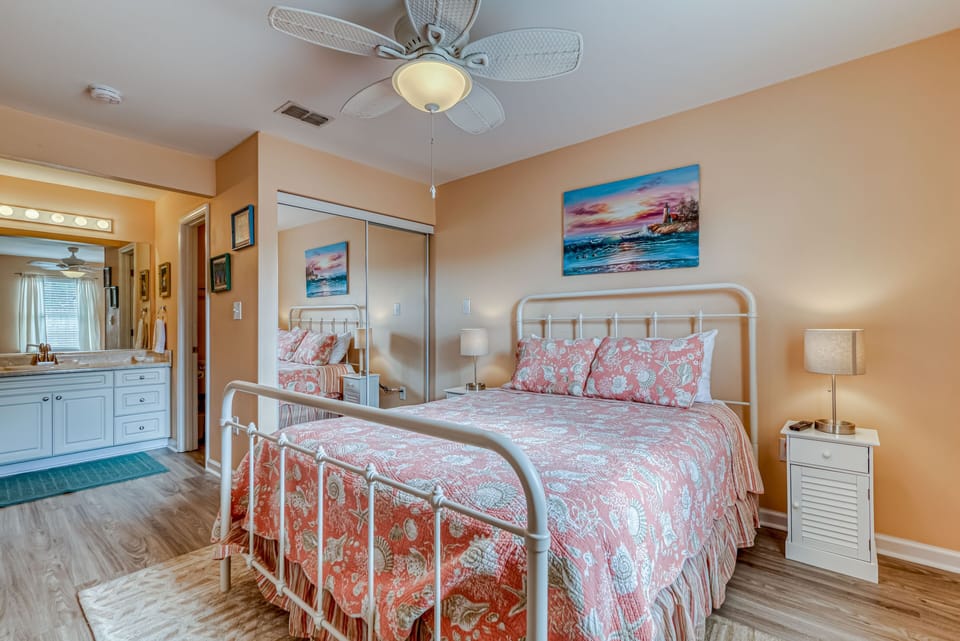 Condo, 2 Bedrooms | 2 bedrooms, iron/ironing board, free WiFi, bed sheets