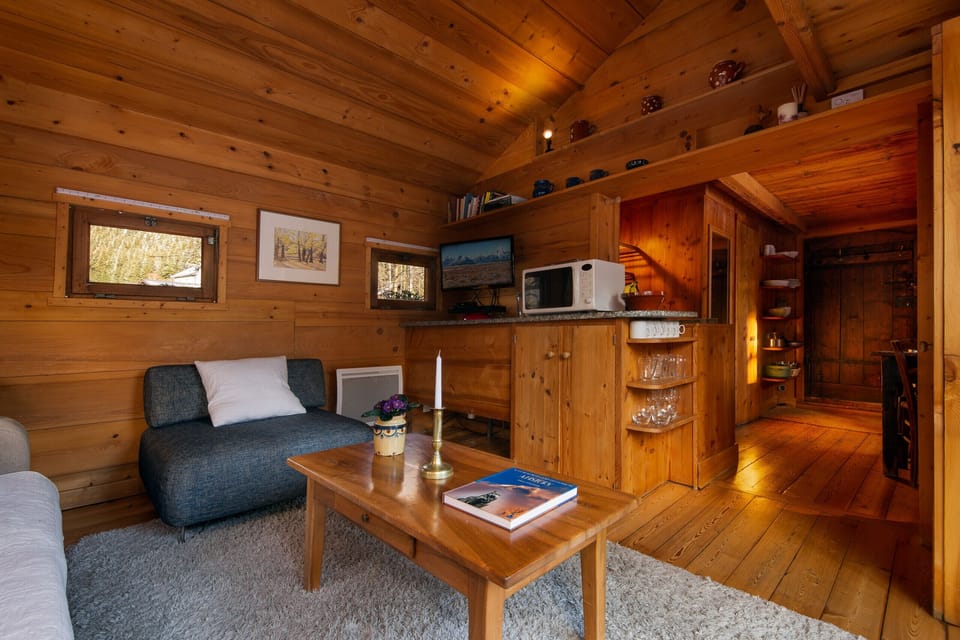 Mazot Les Tines, open plan living area