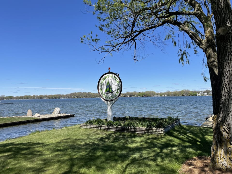 The marker for Jerry’s Pub - helps get you back to the canal. 
