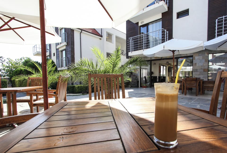 Apartment, 1 Bedroom, Balcony | Outdoor dining