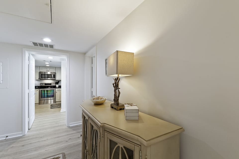 Entry | 1838 Beachside Tennis - Entry | 1838 Beachside Tennis