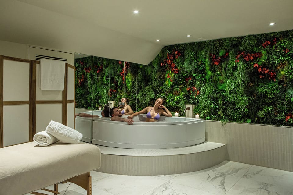Hotel St Pétersbourg Opéra & Spa Hotel in Paris