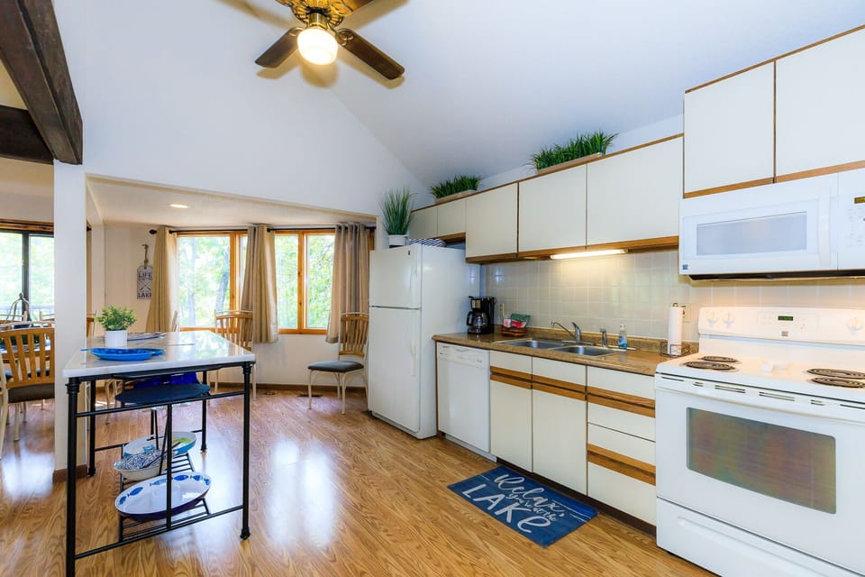 Full service Kitchen