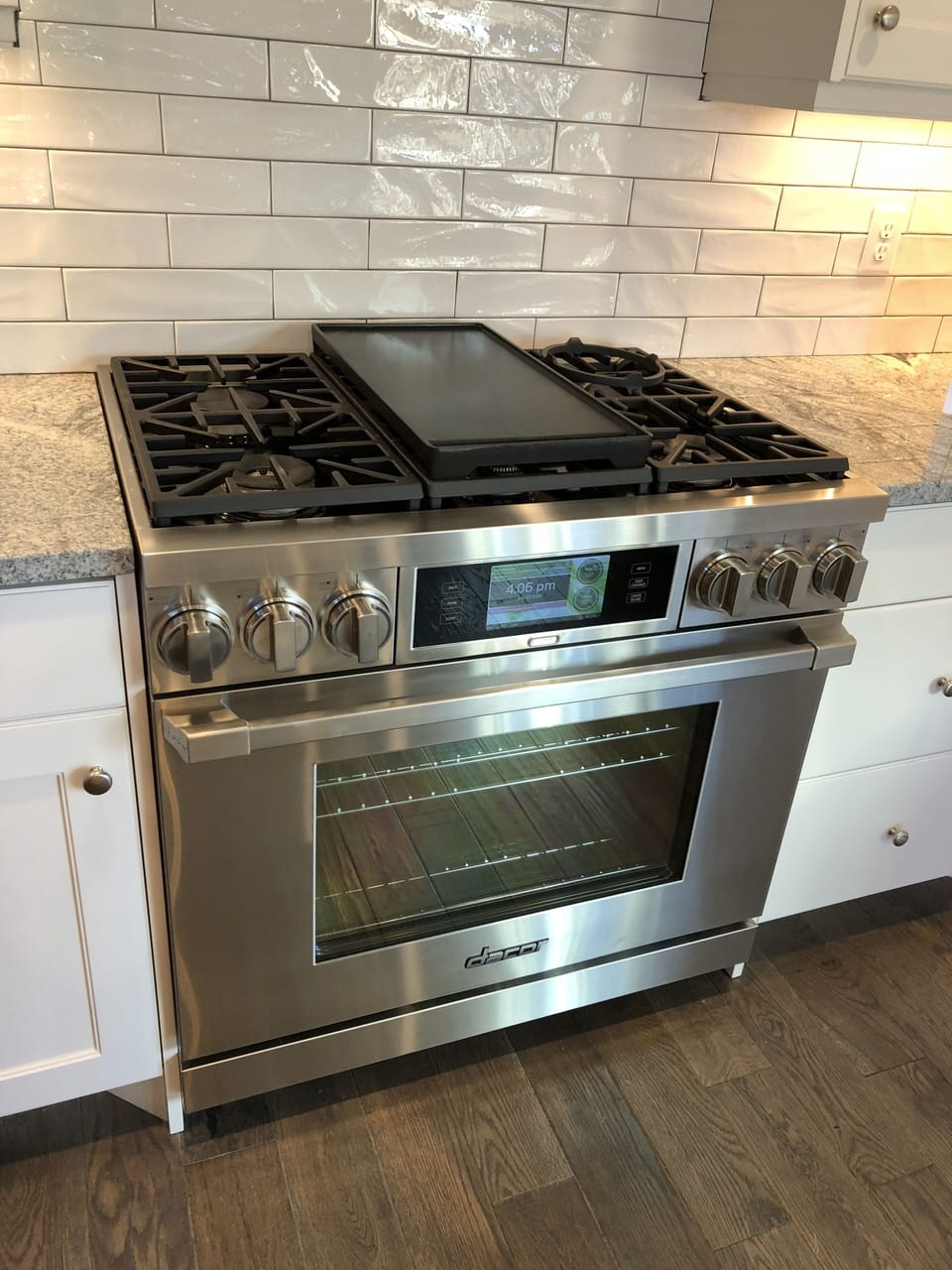 High end Dacor range