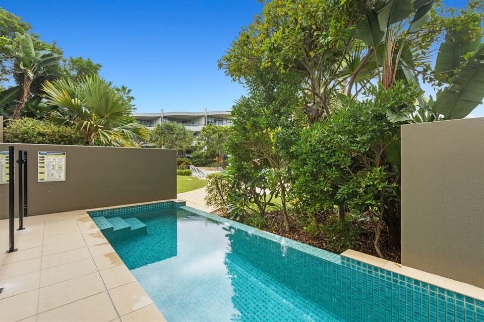 Plunge Pool