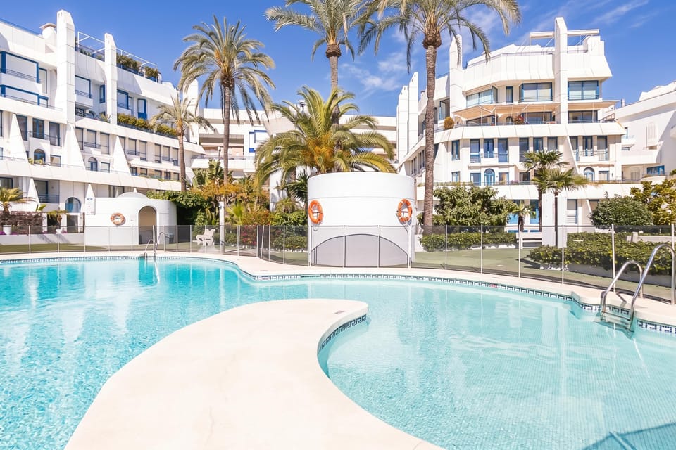 Amazing complex in the center of Marbella, near the beach.