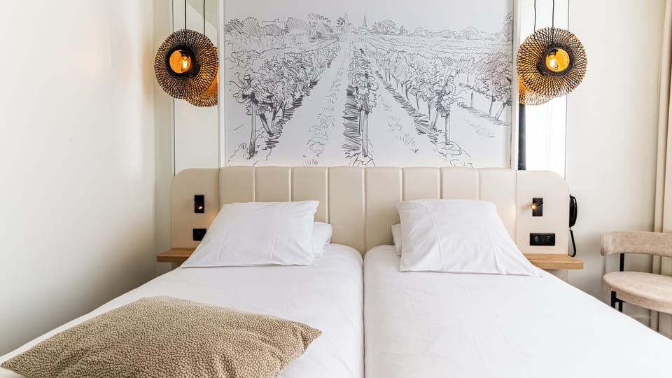 Classic Twin Room, 2 Twin Beds | In-room safe, desk, blackout drapes, soundproofing