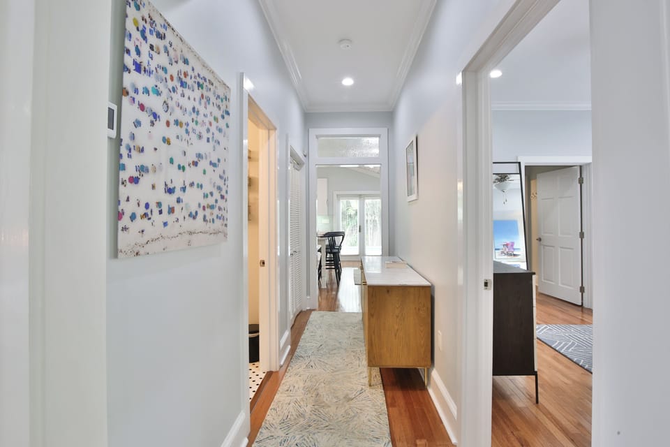 Hallway/Half Bath/Laundry Room