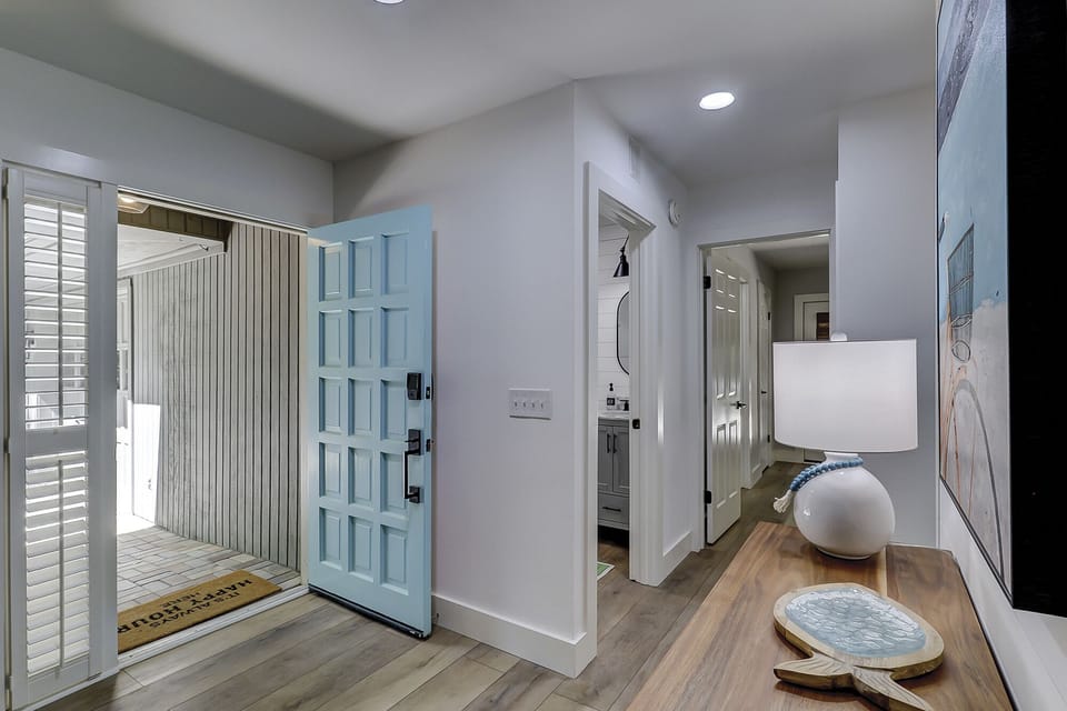 Entry | 26 Forest Drive - Entry | 26 Forest Drive