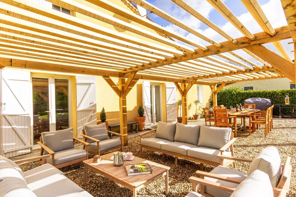 Oak pergola just outside from the kitchen and lounge