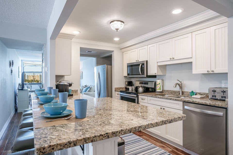 Condo (Harbor Towers Intracoastal Condo) | Exterior