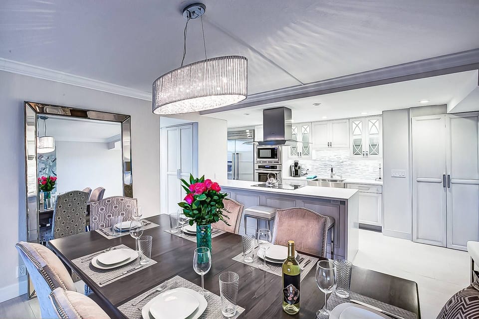 Condo (Harbor Towers Modern 3BR with den) | Exterior