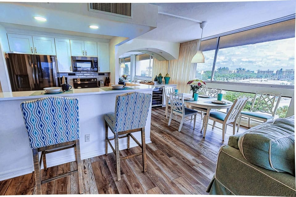 Condo (Palm Bay Gulf Side) | Exterior