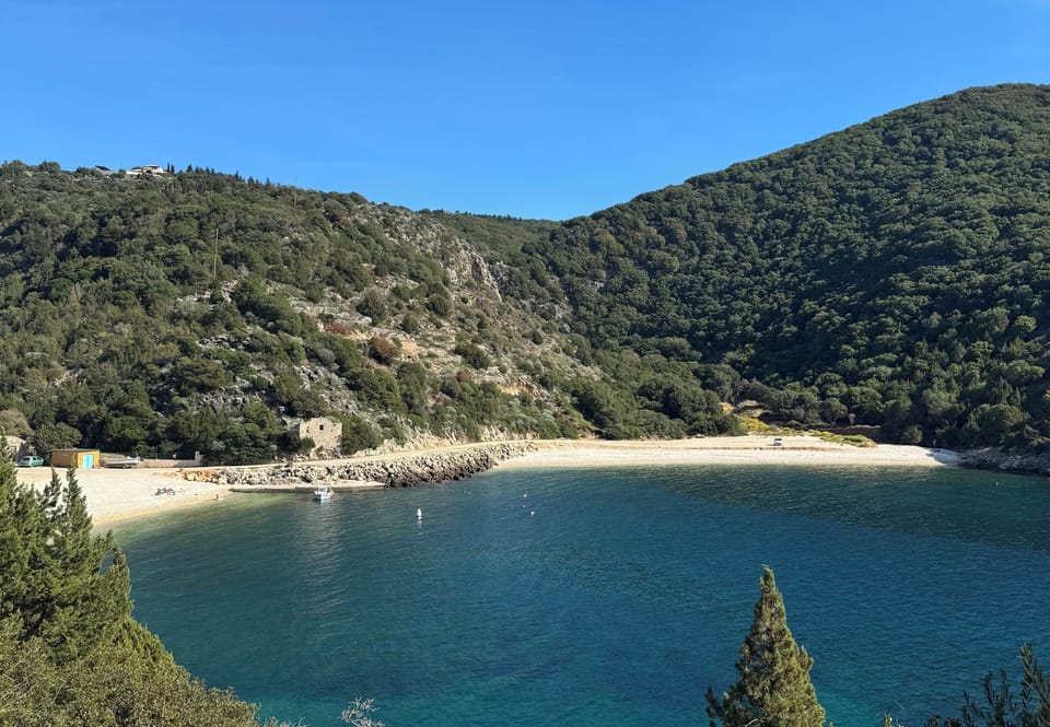 Jerusalem Beach is the nearest beach to the house - a 10 minute walk.