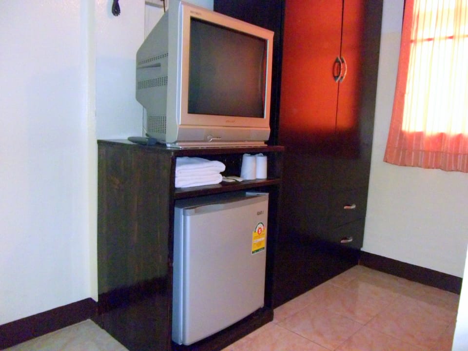 Standard Aircon | Mini-refrigerator