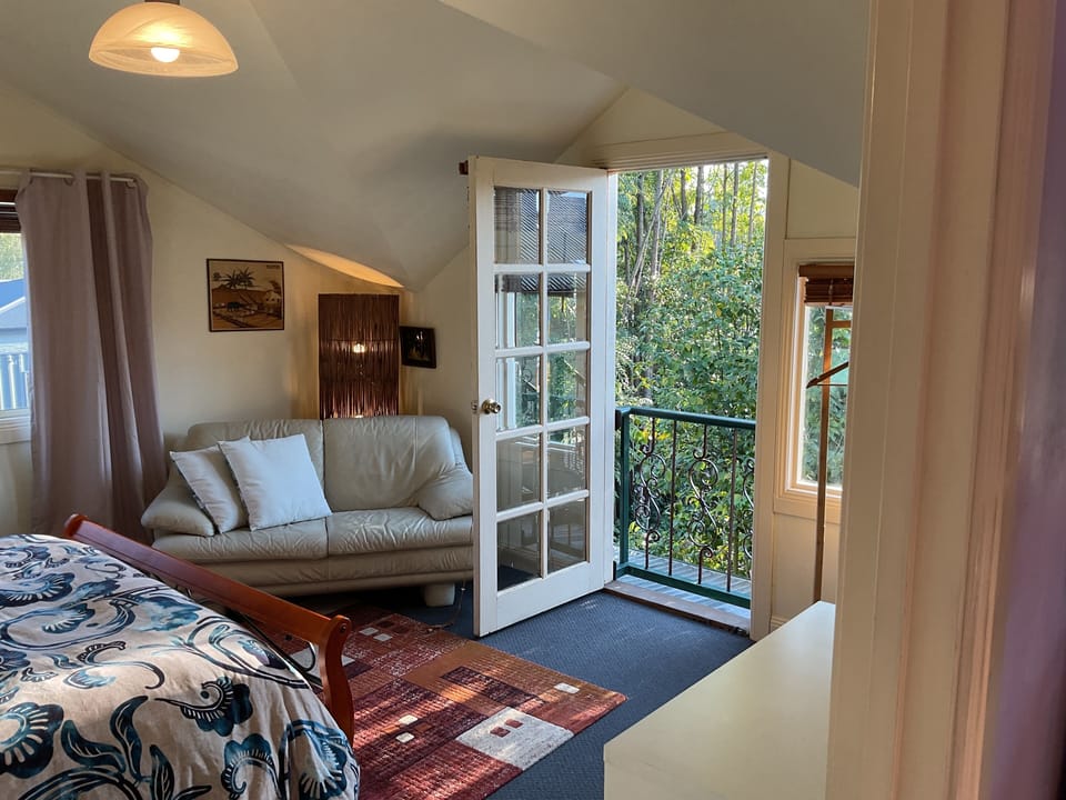 Front bedroom with Juliet balcony