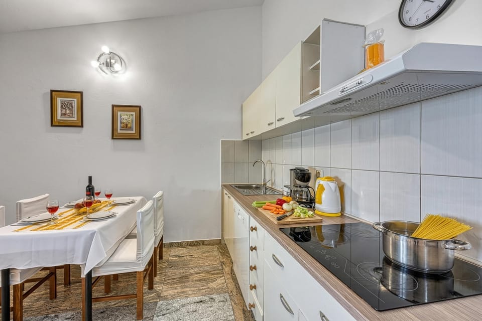 Kitchen and dining area