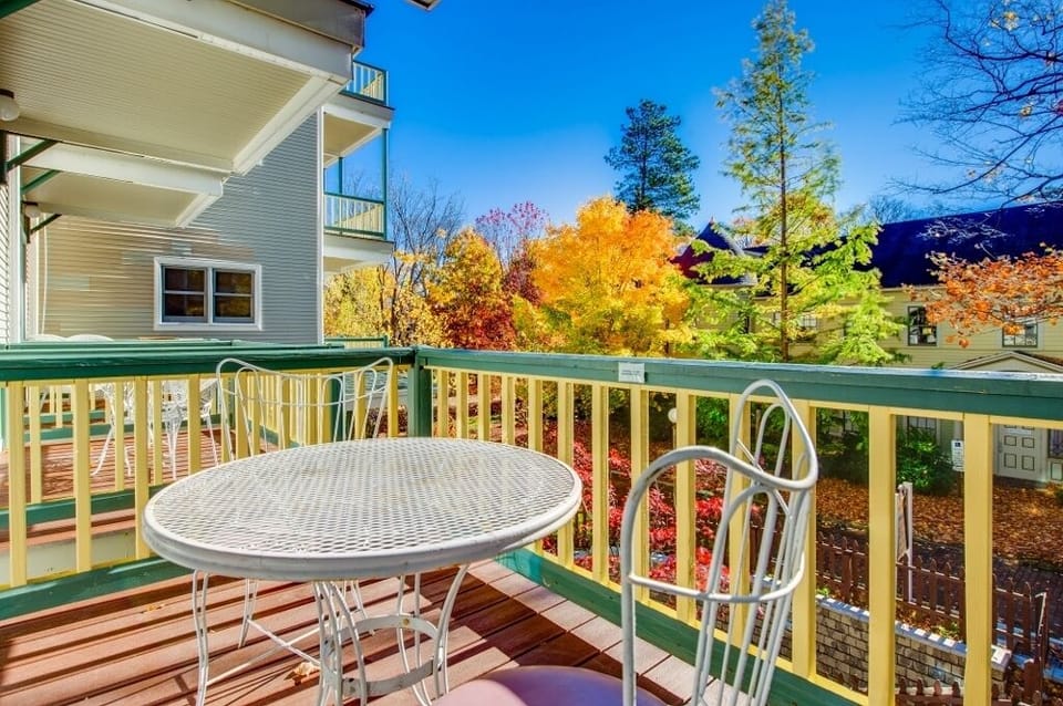Private porch