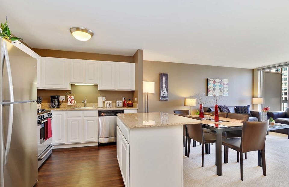 Fully equipped kitchen