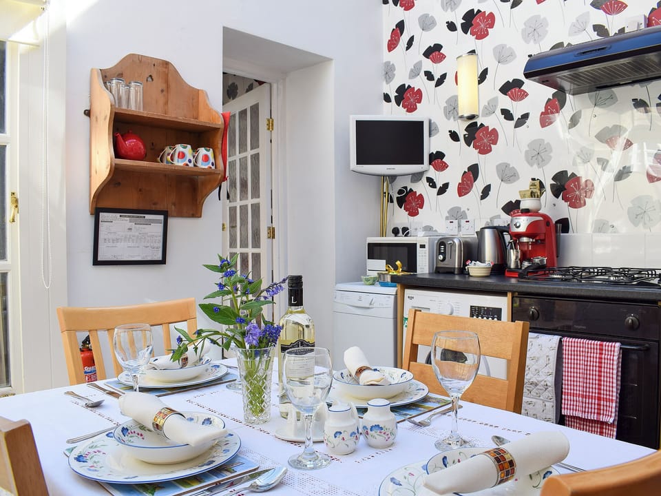 Kitchen/diner | St Cuthbert&rsquo;s Retreat, Wooler