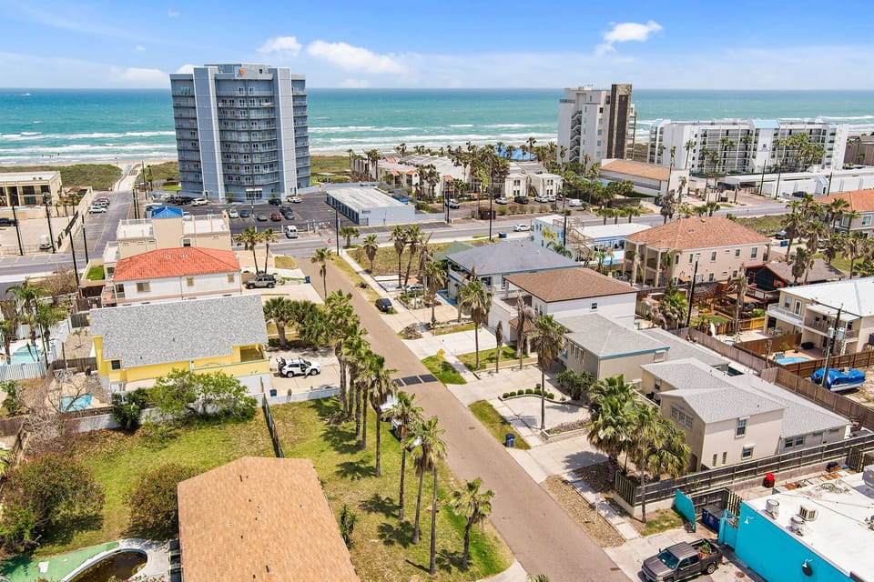 Nice residential neighborhood. 