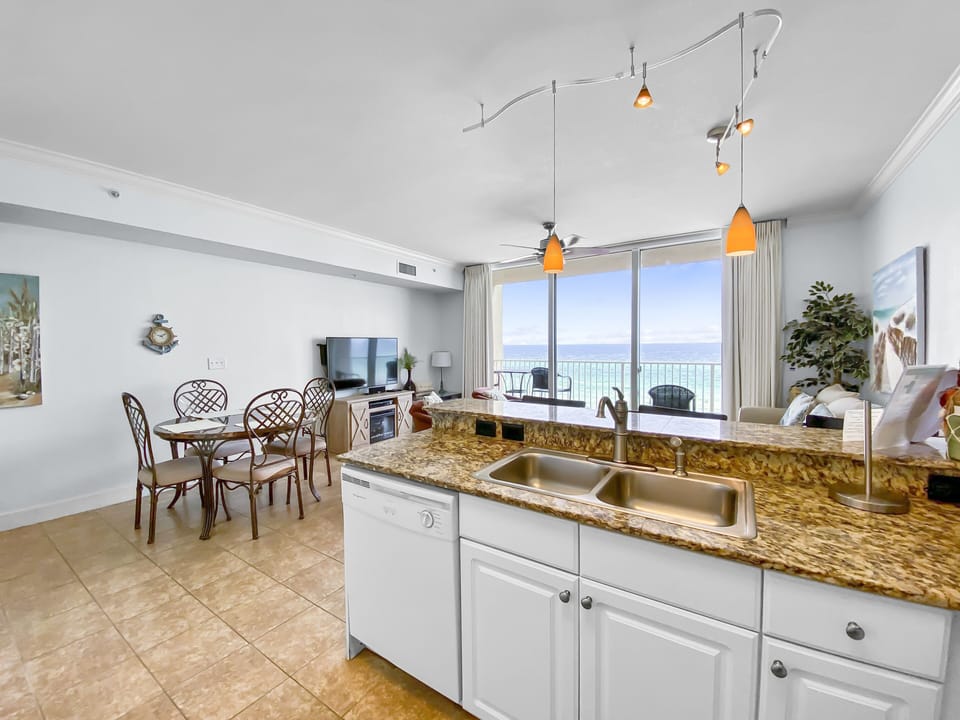 Condo, 2 Bedrooms | Private kitchen | Fridge, microwave, toaster