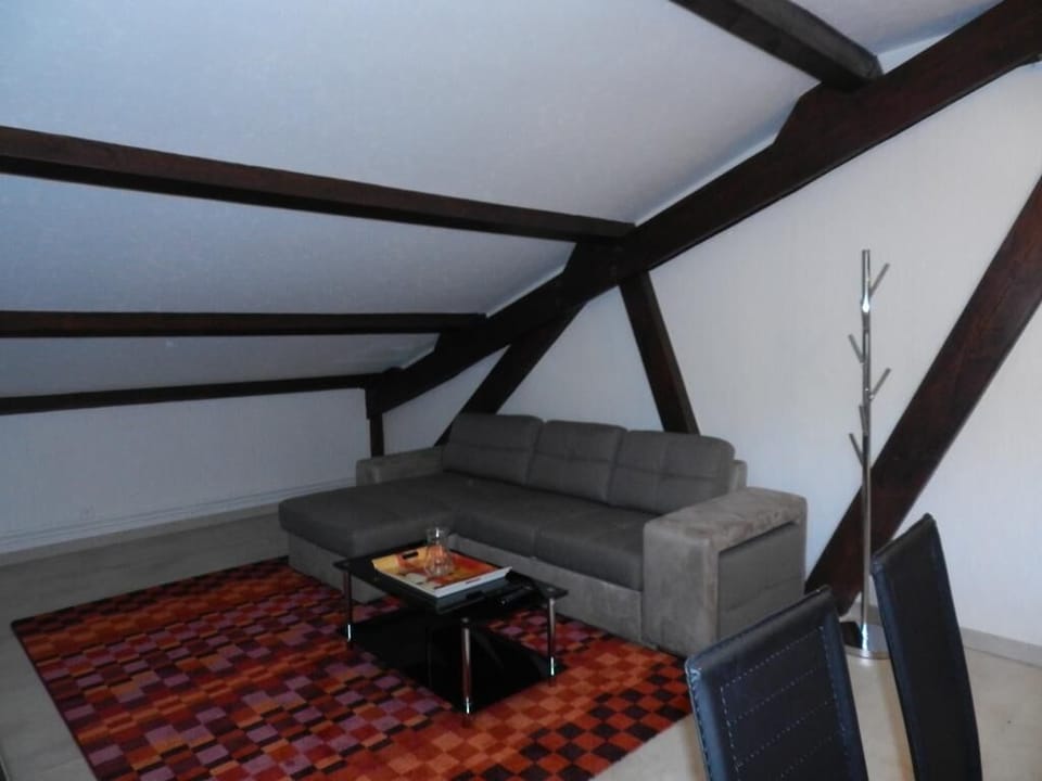 Cottage, Ensuite, Park View | Lounge