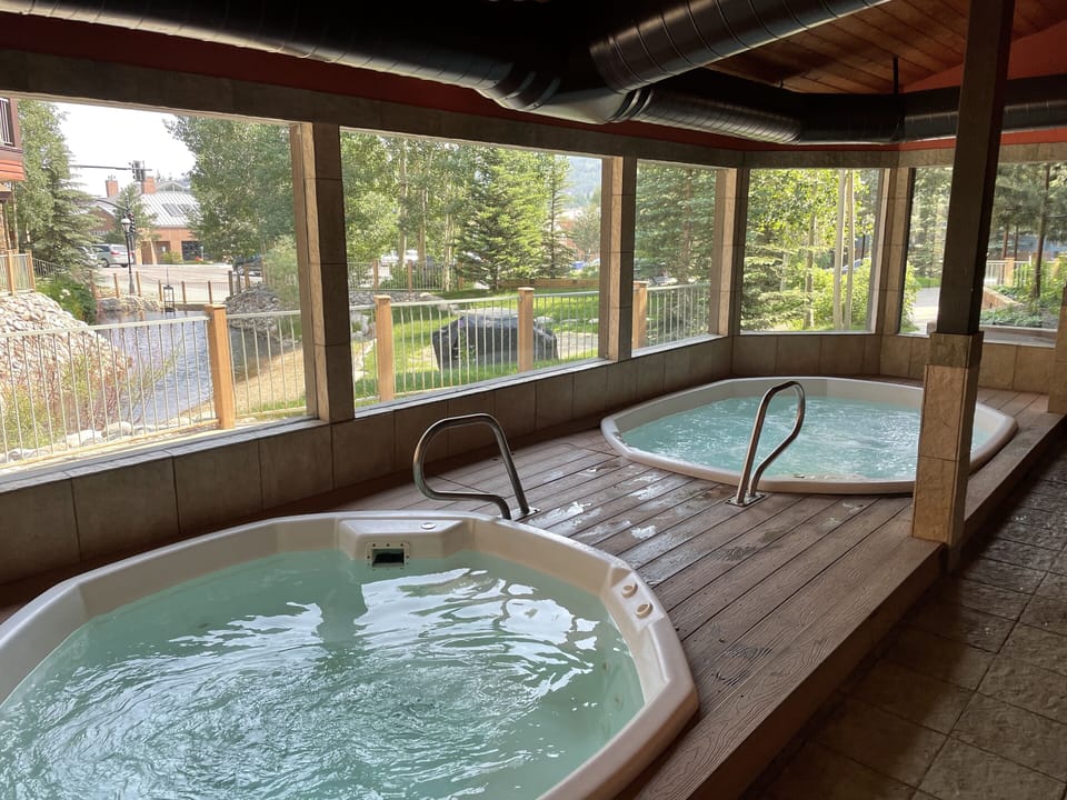 Indoor spa tub