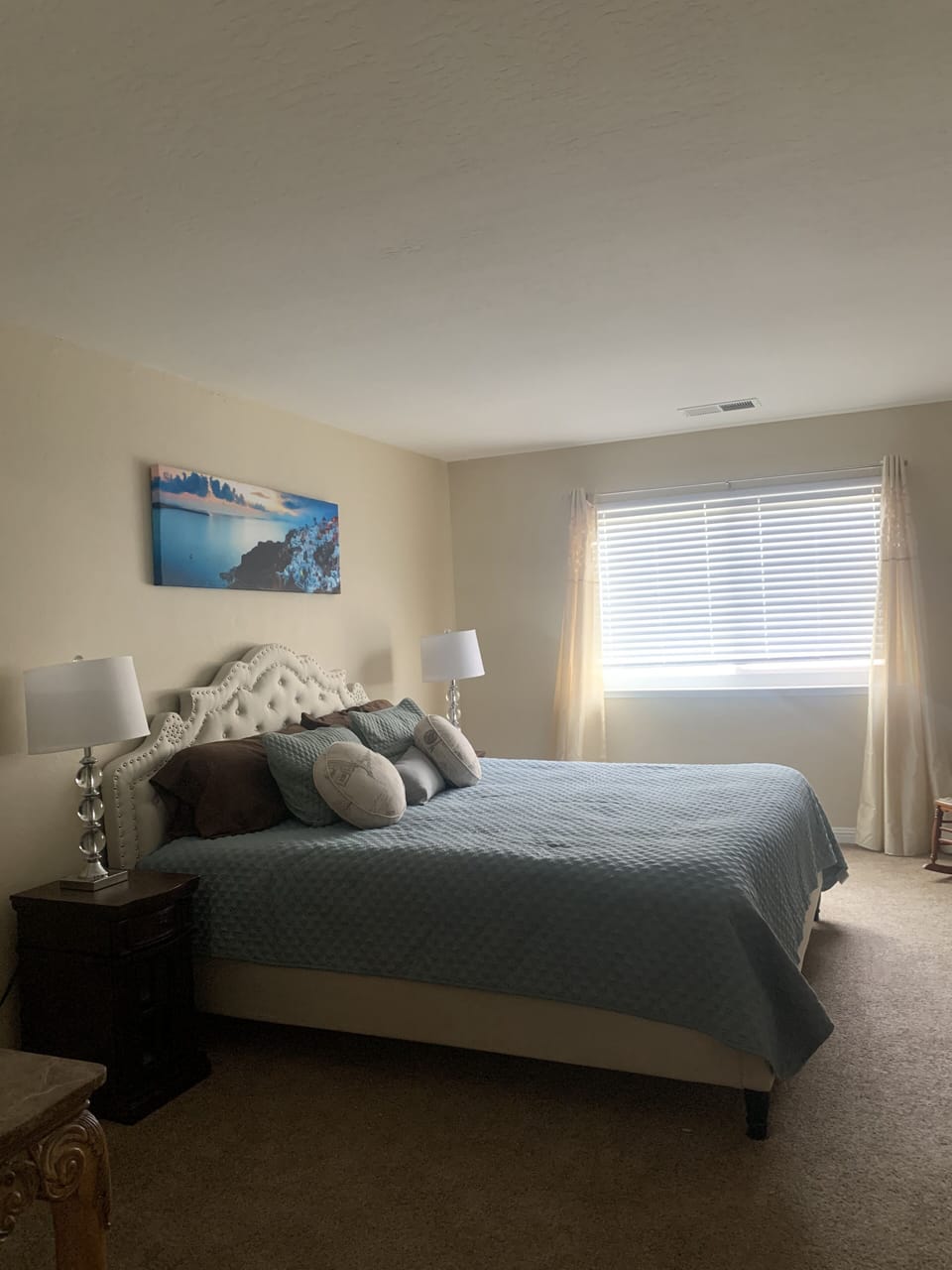 MASTER BED ROOM SUITE