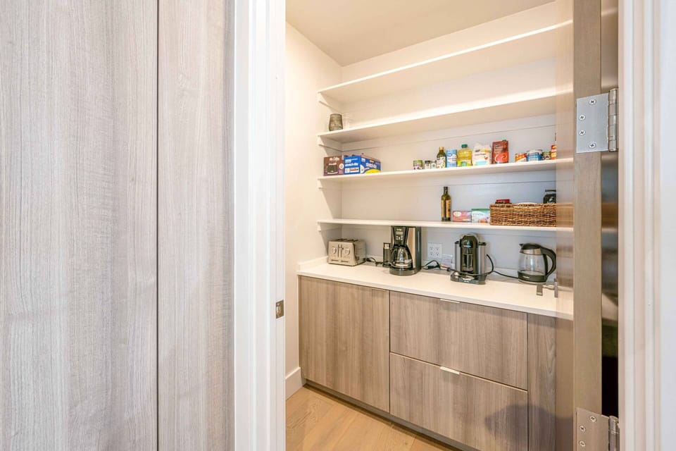 Additional storage and built-ins designed to support longer stays and organized group travel.