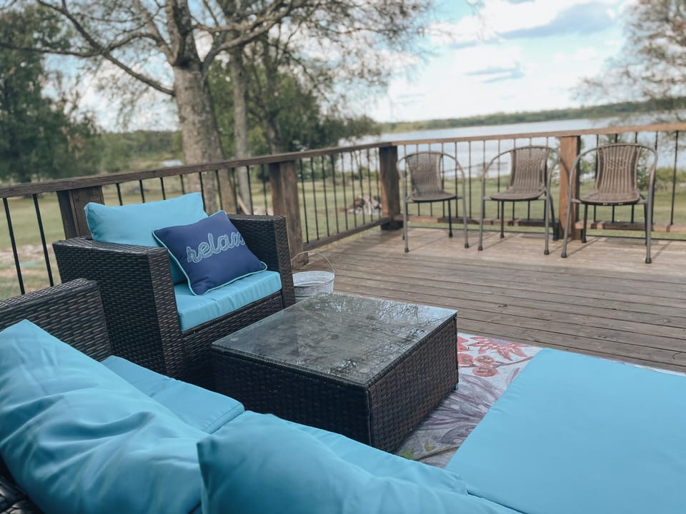 Relaxing deck
