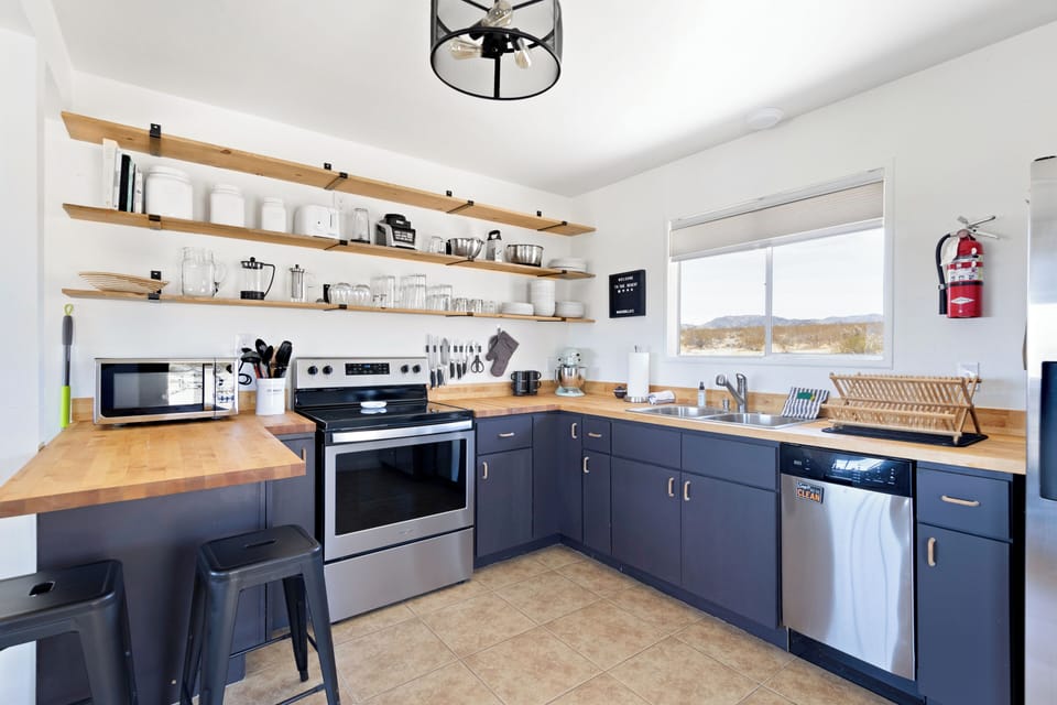 Kitchen (2)