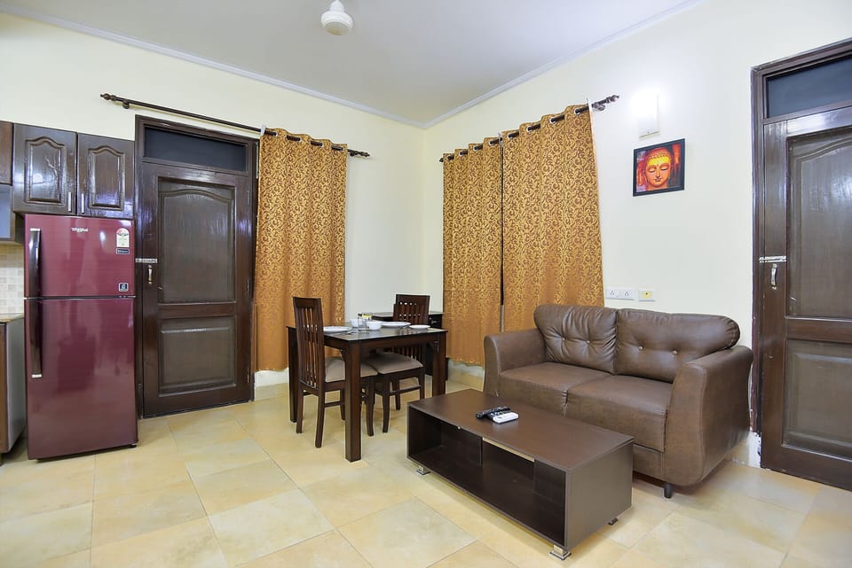 Living Space of Studio Apartment By BedChambers in Gurgaon.