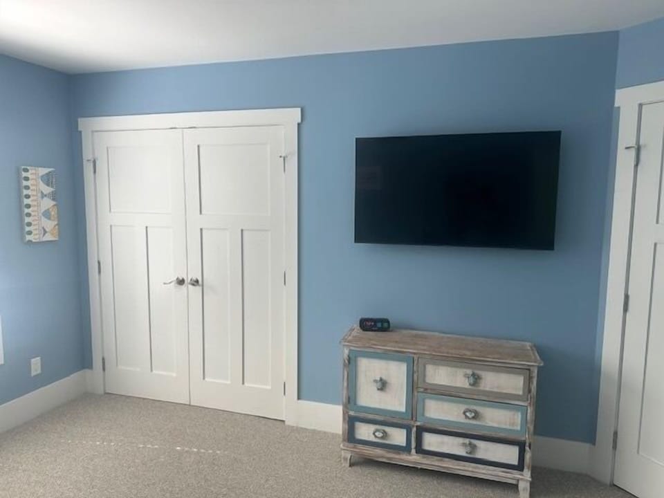 Guest Room at 16 Troon