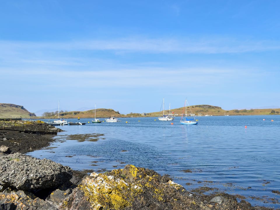 Surrounding area | Maggie&rsquo;s Cabin, Oban