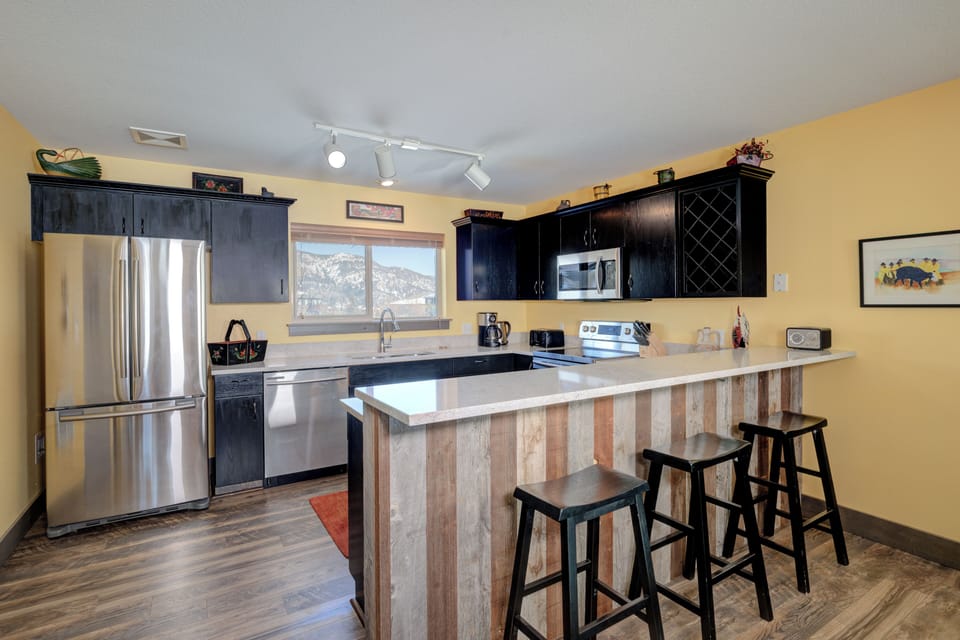 Serve up breakfast | Main Level