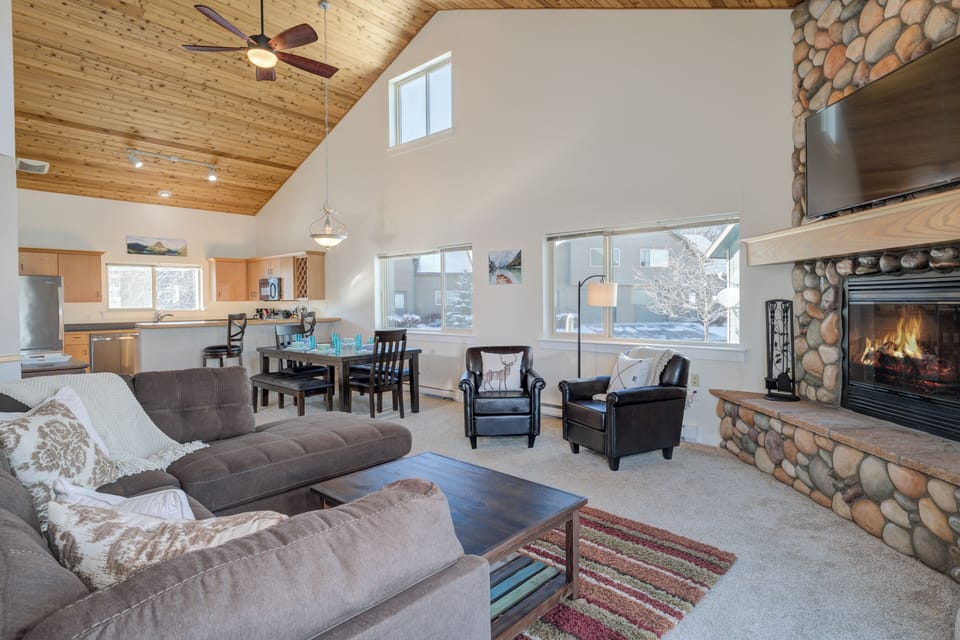 Kick back and relax | Main Level